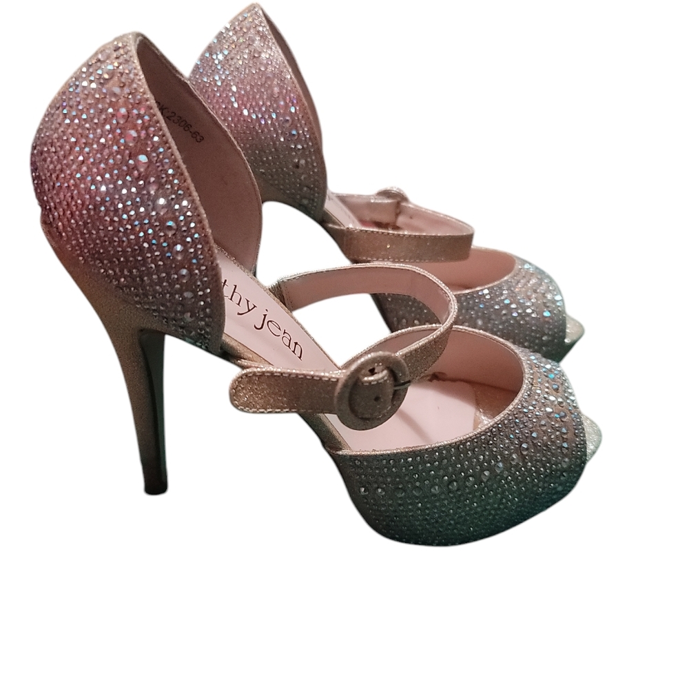 Cathy Jean Heels Beautiful View 2